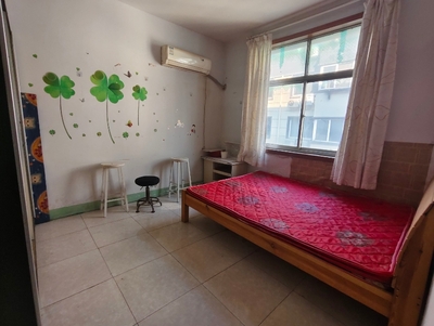 劳动局家属院1幢1单元