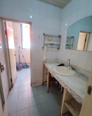 中华园6幢2单元