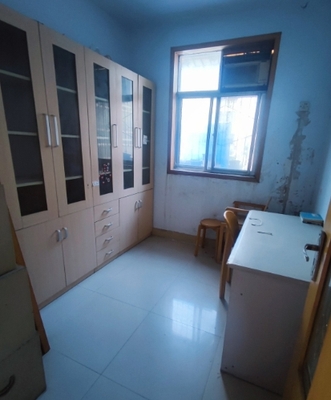 启泰小区4幢4单元